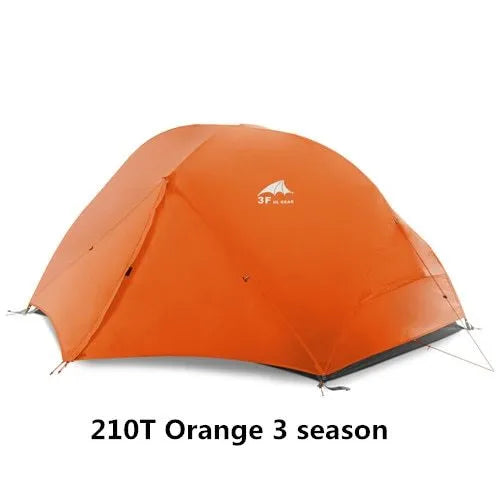 Cloud2 floating lightweight double tent in orange – 2-person camping shelter with flysheet and aluminium poles on grass