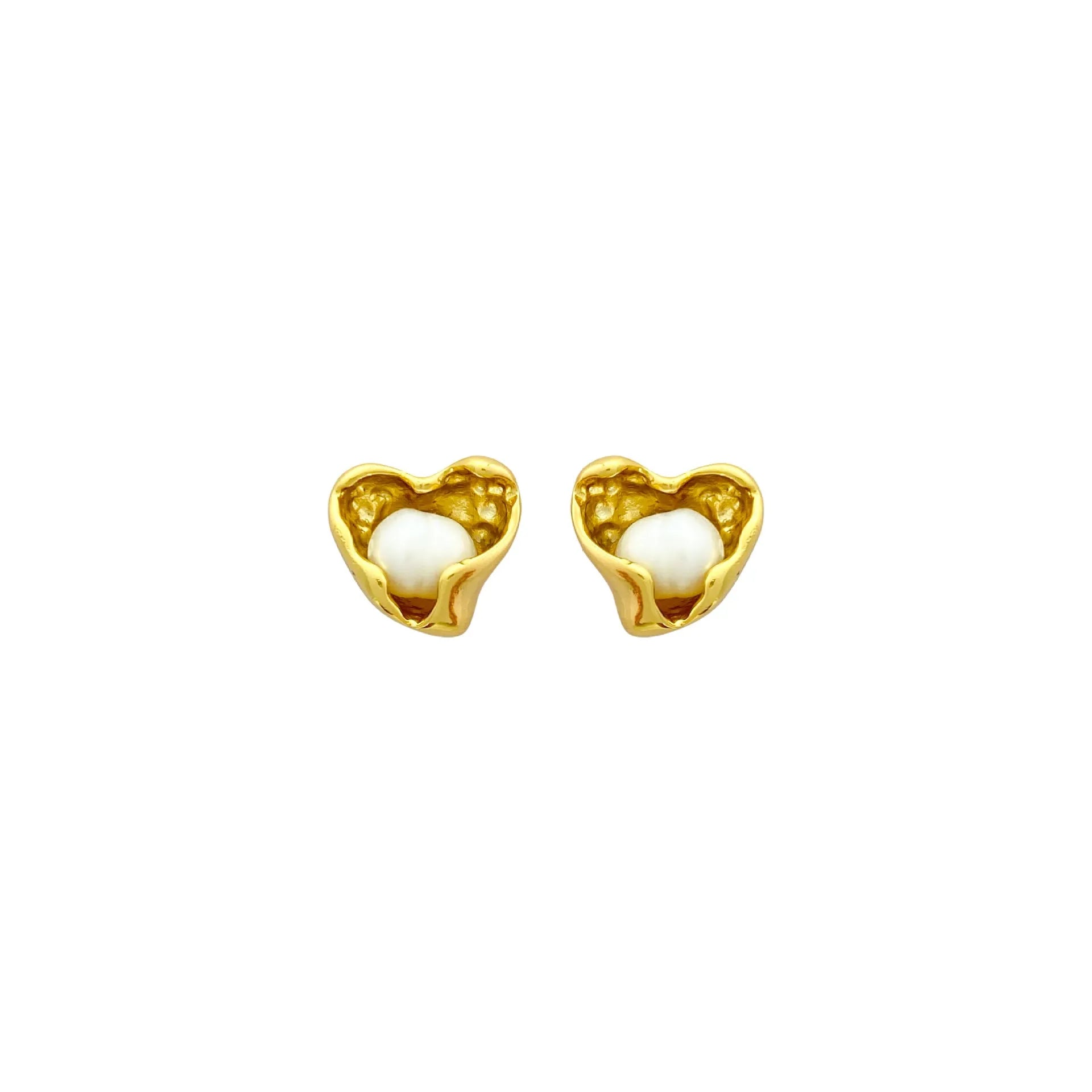 Copper irregular heart shape pearl earrings for women with electroplating finish
