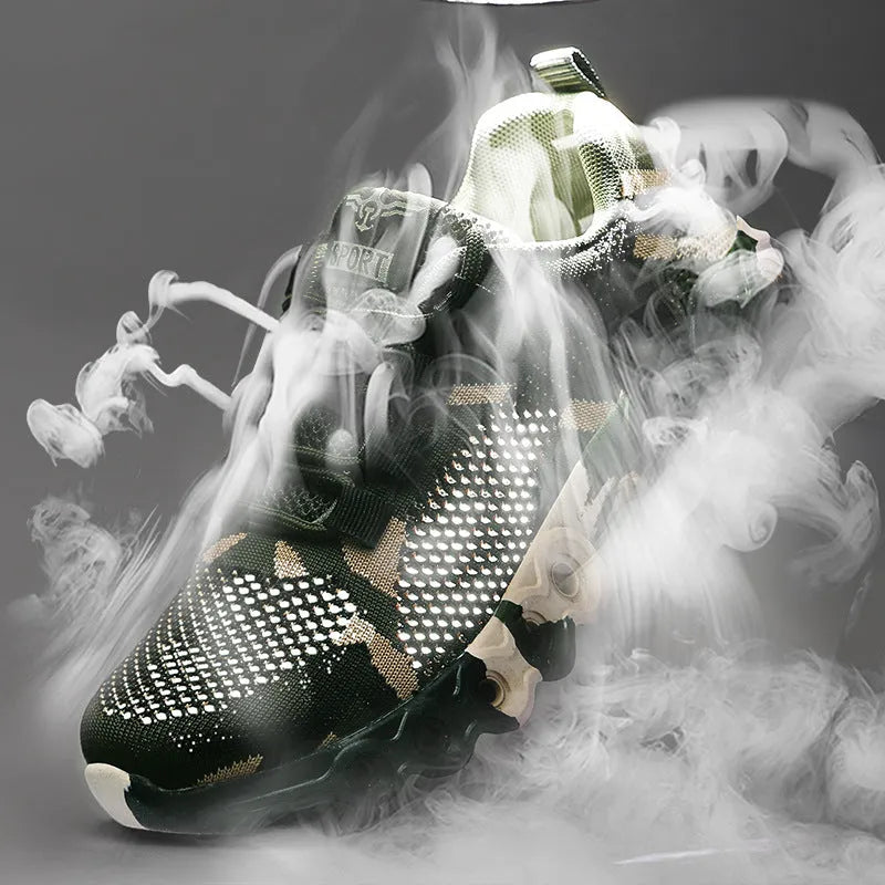 Camouflage ultralight mesh running shoes with low-top design and rubber sole