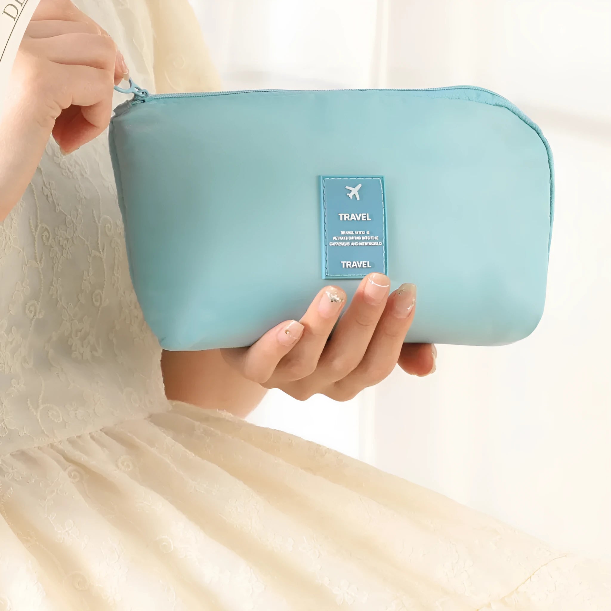 Multi-purpose polyester digital storage bag for travel and business, available in beige color option