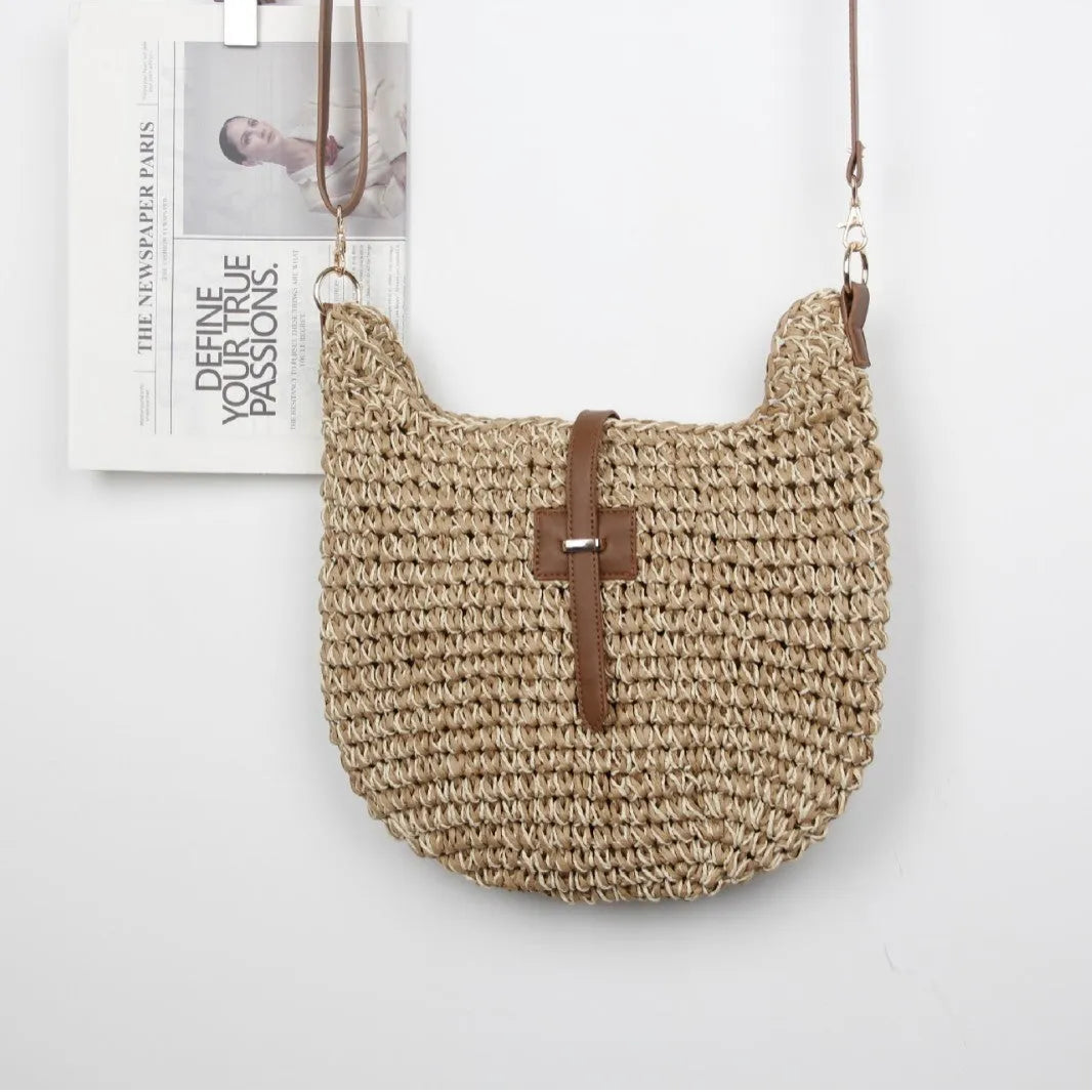 Handmade beige woven bag with special-interest design, 35cm dimensions and adjustable shoulder strap