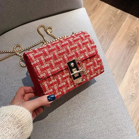 Foreign gas chain casual small square bag in advanced PU with shoulder strap, L size 8x12x17cm, black colour, front view