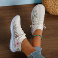Women's milky white mesh flyknit running shoes with round toe and flat heel