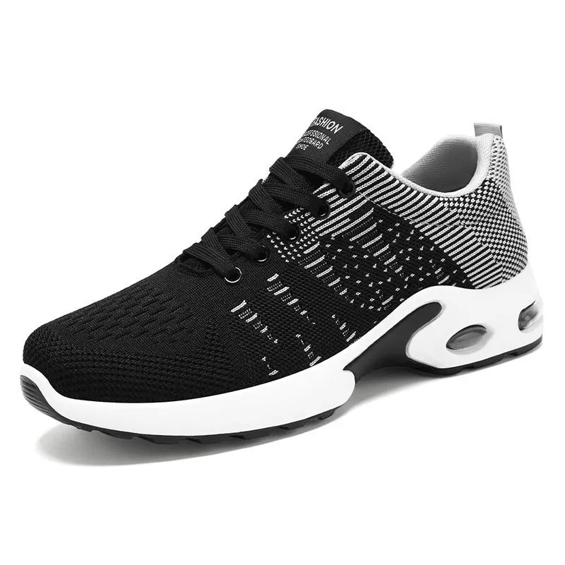 Men's low-top Flyknit mesh sneakers in black with coloured accents on an injection moulded sole