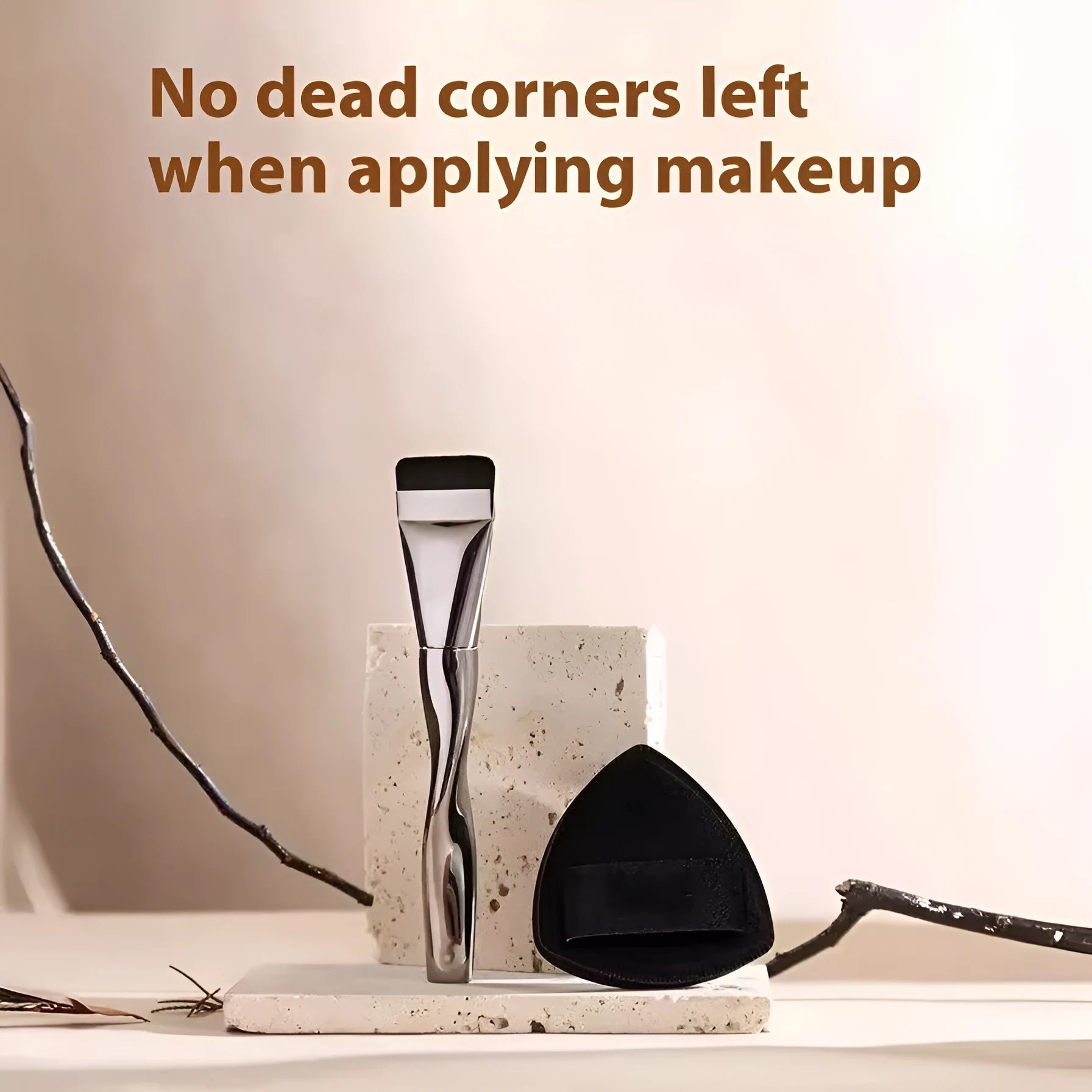 Spiral-shaped powder foundation brush with long handle and synthetic bristles