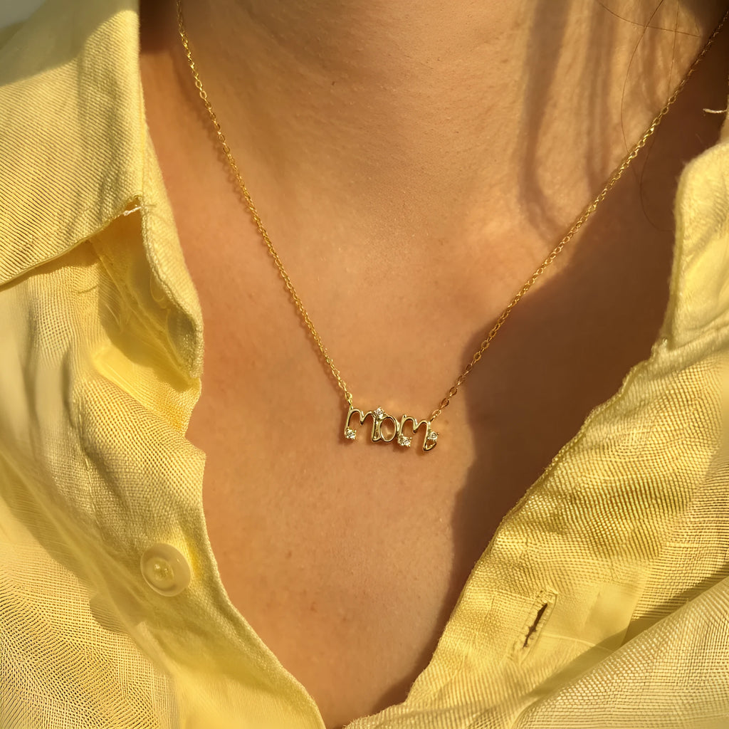 925 silver clavicle chain necklace with 15mm letter pendant in electroplated finish on display
