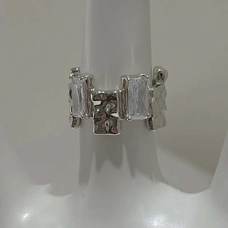 Silver geometric open gemstone ring with retro design and three-dimensional decoration