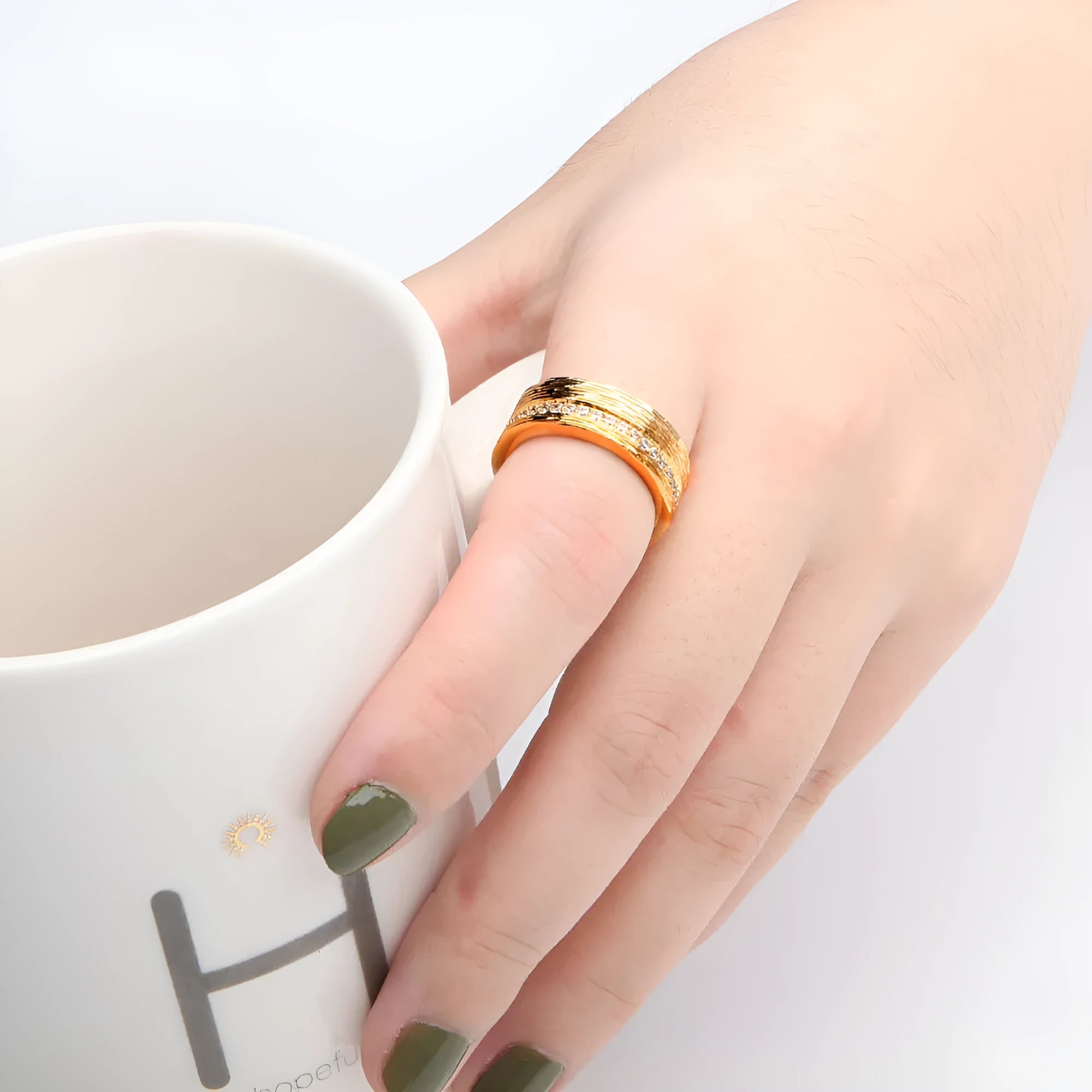 Women's gold geometric ring with Zircon stone on copper band
