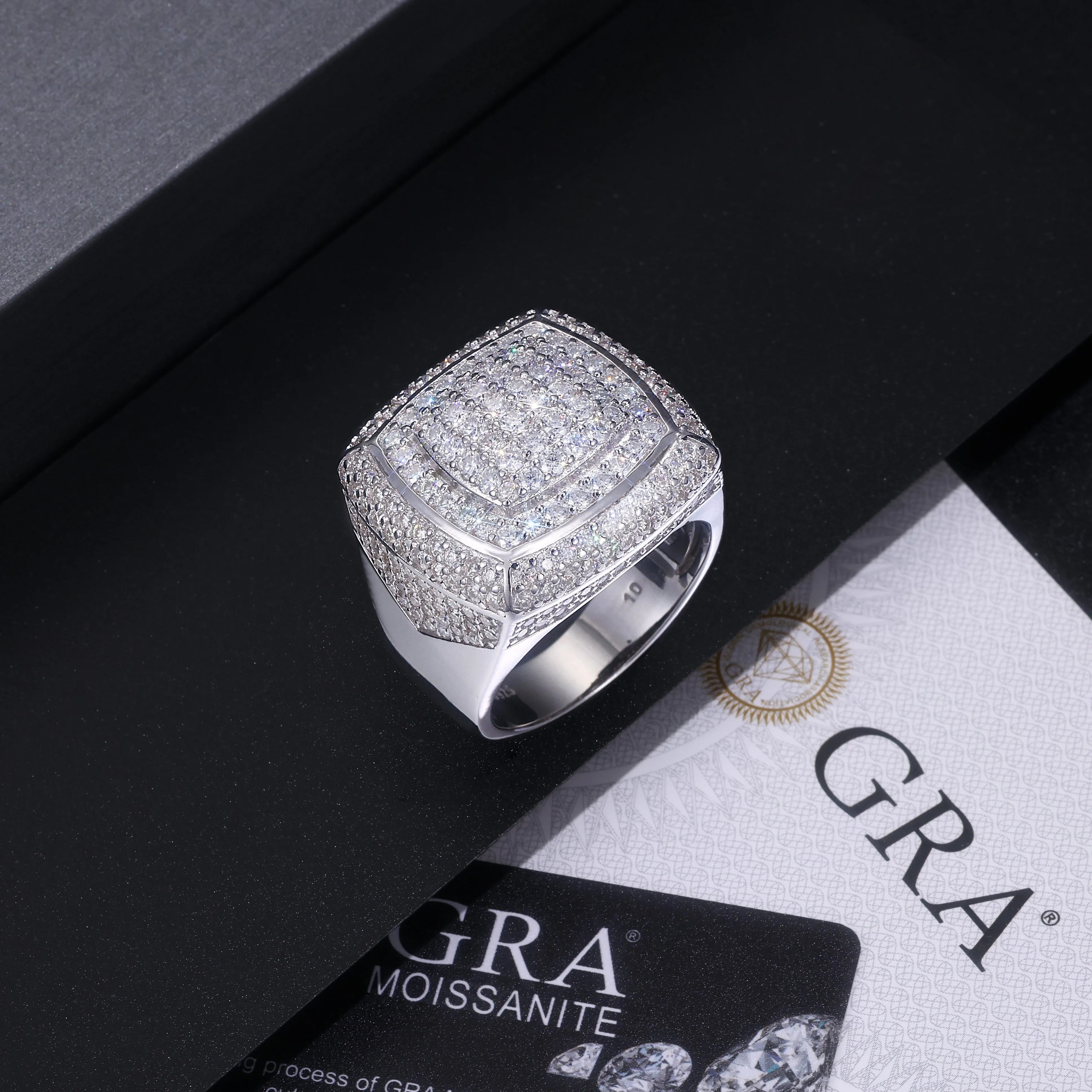 Men's S925 silver platinum-plated moissanite wedding ring with 0.1 carat stone in gift box