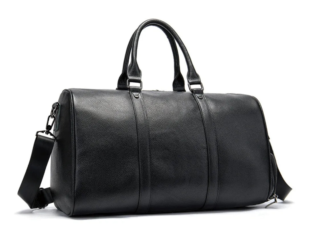 First layer cowhide leather travel bag with independent shoe compartment, zippered main closure, brown colour, soft handle and shoulder strap