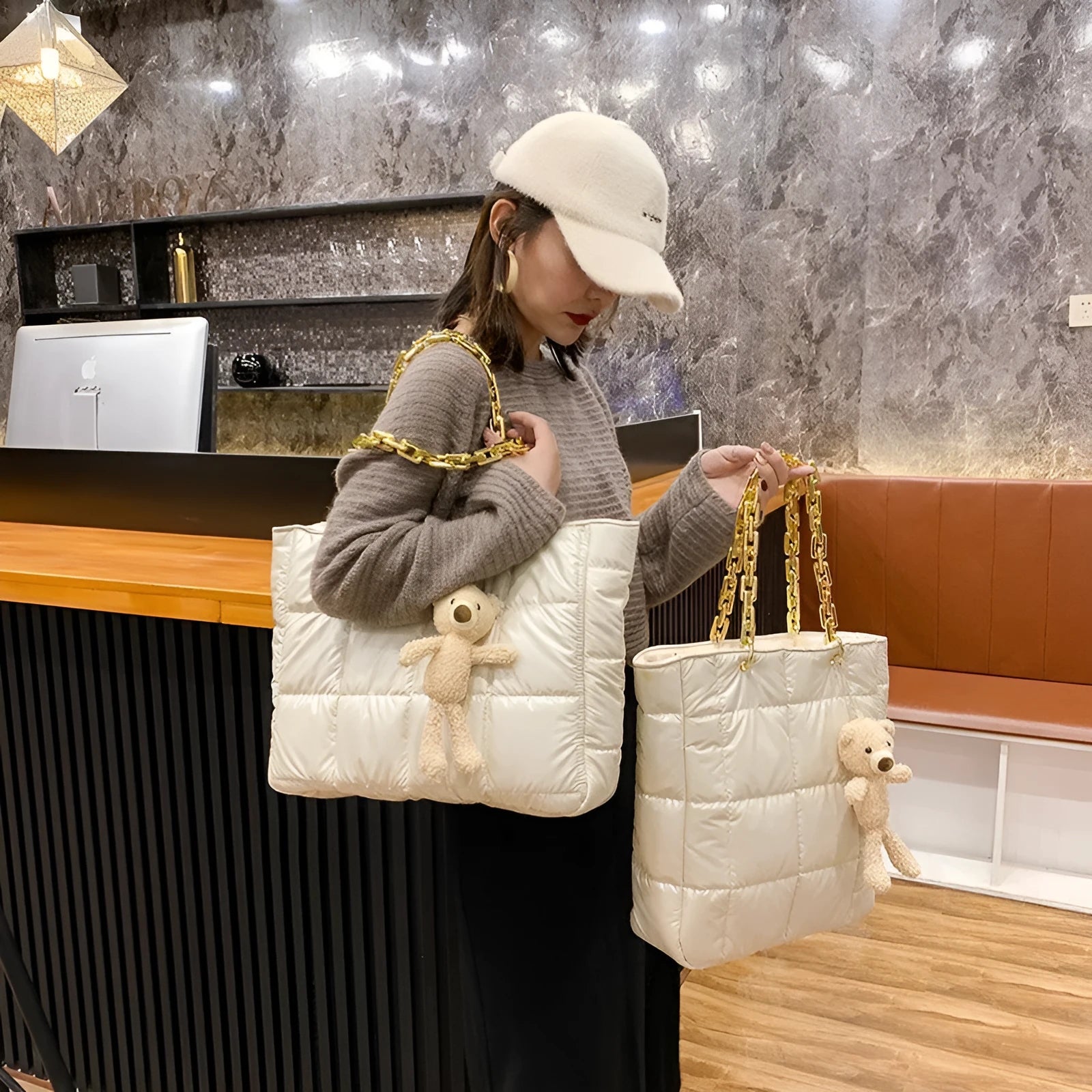 Large capacity tote bag with thick chain strap, vertical square shape, top zipper, in white colour