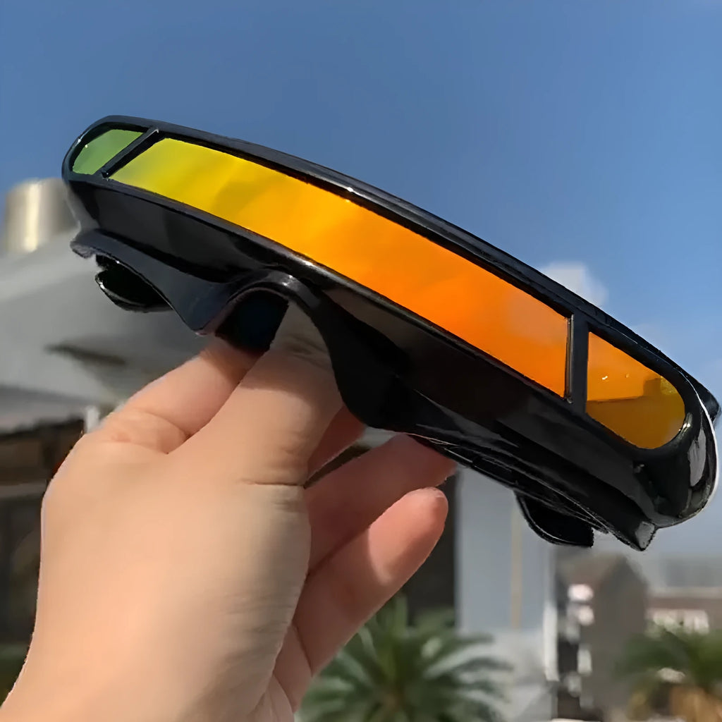 Black polarised sports sunglasses with a full rim PC frame and mirrored lenses.