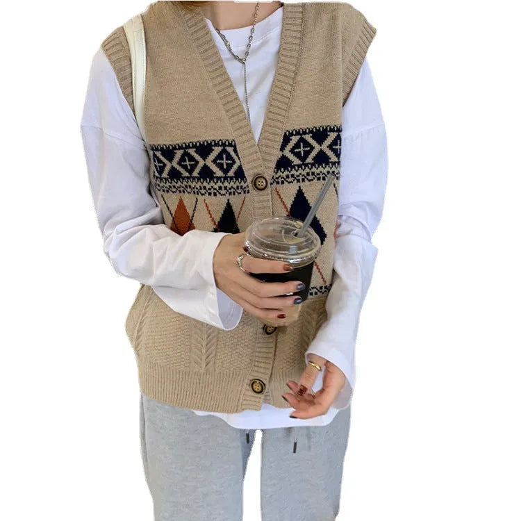 Sleeveless loose cardigan top in diamond plaid pattern, shown in khaki colour.
