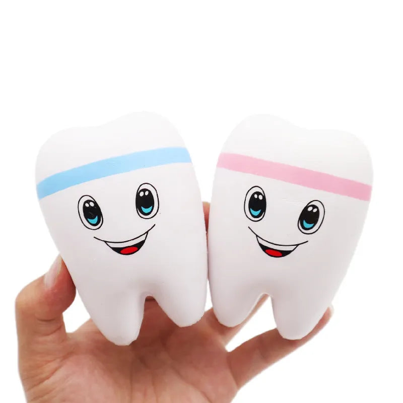 Simulation facial expression tooth toy in Chinese style, 10.5x7.5x6cm, plastic resin PU, blue colour variant