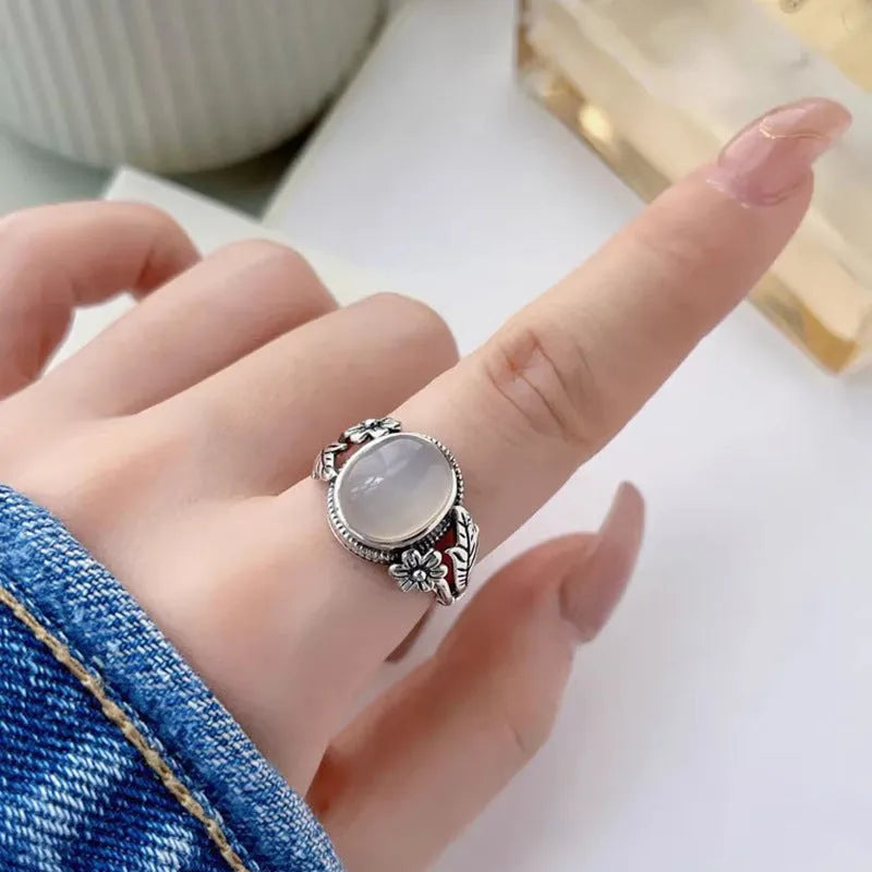 Adjustable vintage copper ring with white chalcedony colour and U-shaped open design