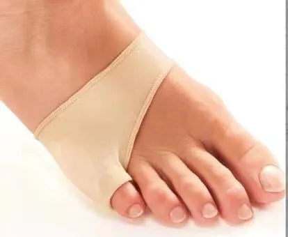 A pair of flexible TPU toe separators, shown in small toe triangle cover and three rear support set styles.
