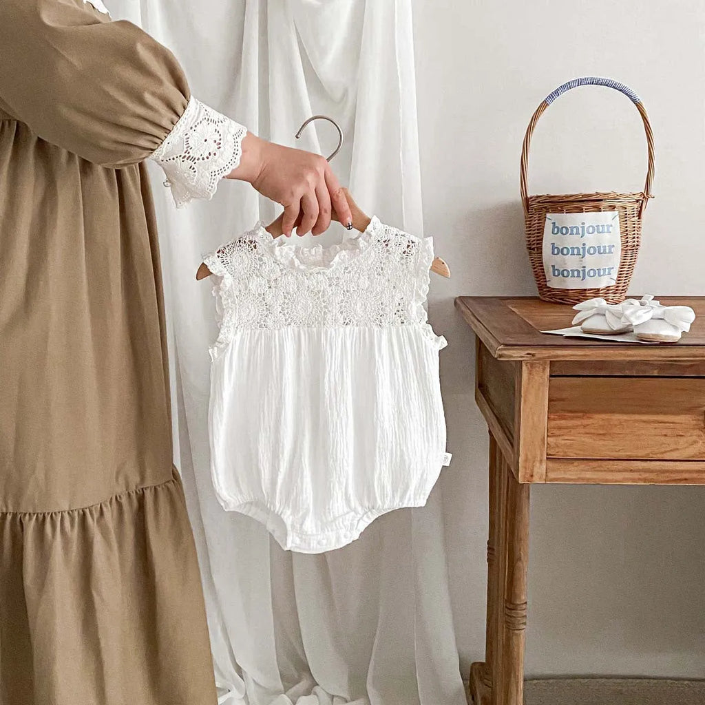 Baby girl cotton waffle lace romper in white with pullover style, suitable for 66-130cm height