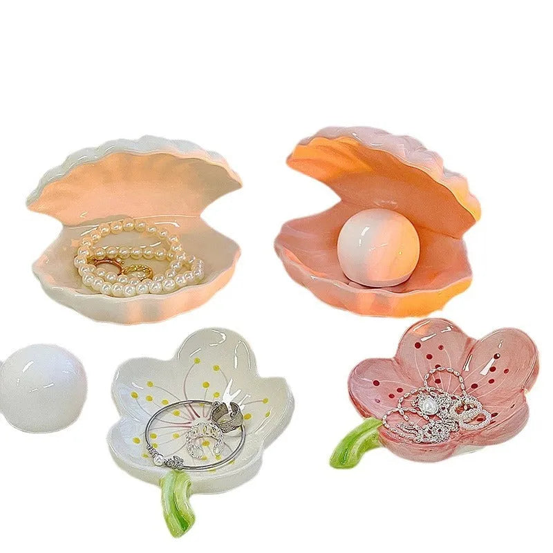 White porcelain decorative tray with optional small night light in pink or white colour options.