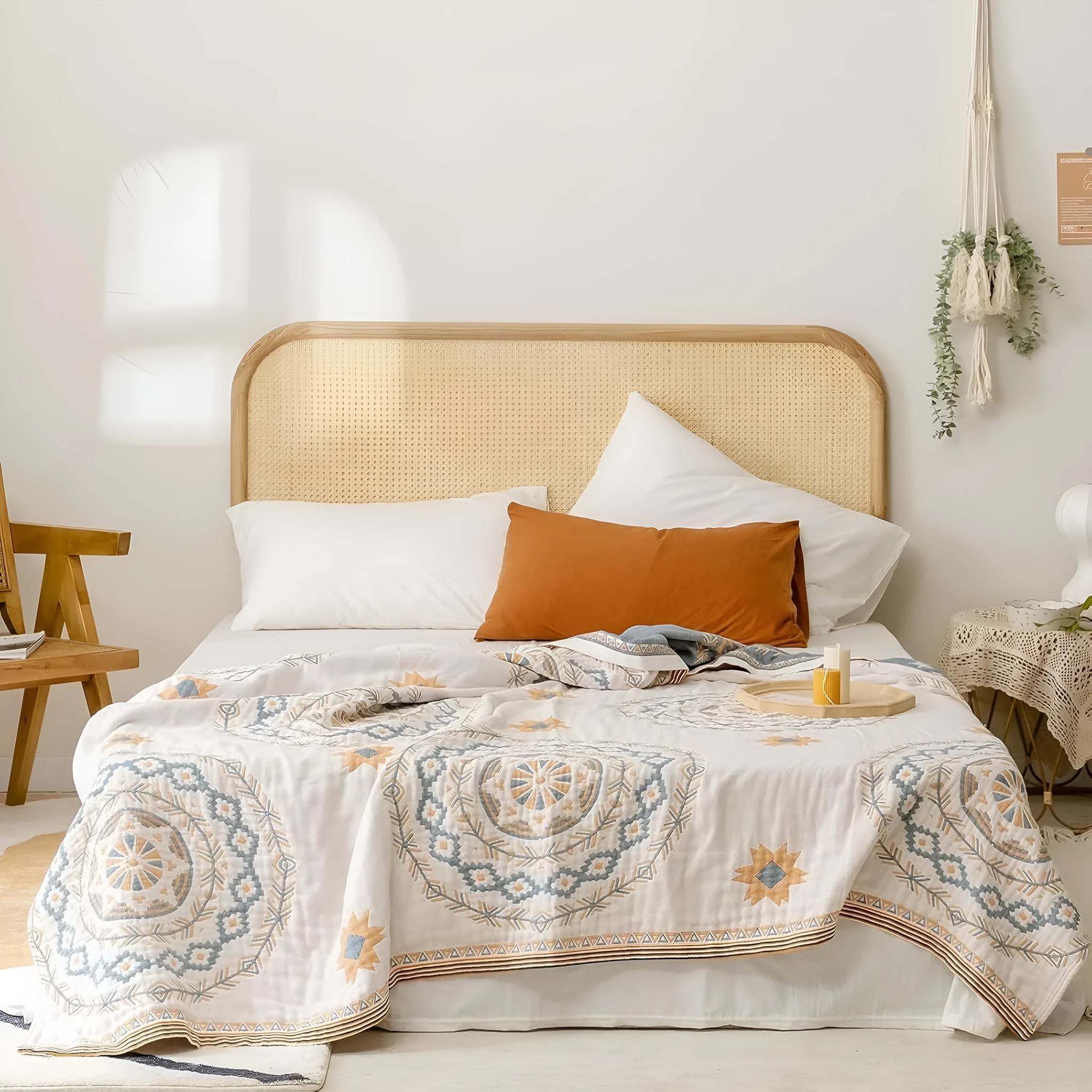 Cotton geometric pattern towel blanket shown in two size options: 180x200 cm and 200x230 cm.