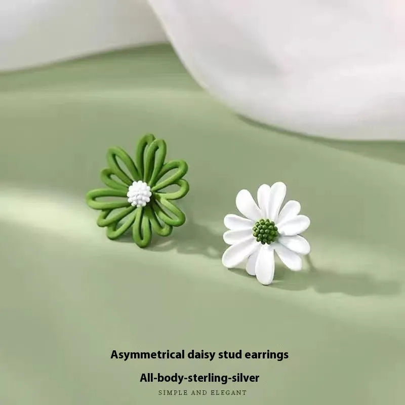 Flower-shaped alloy stud earrings in white and green, yellow and white, blue and orange colour combinations