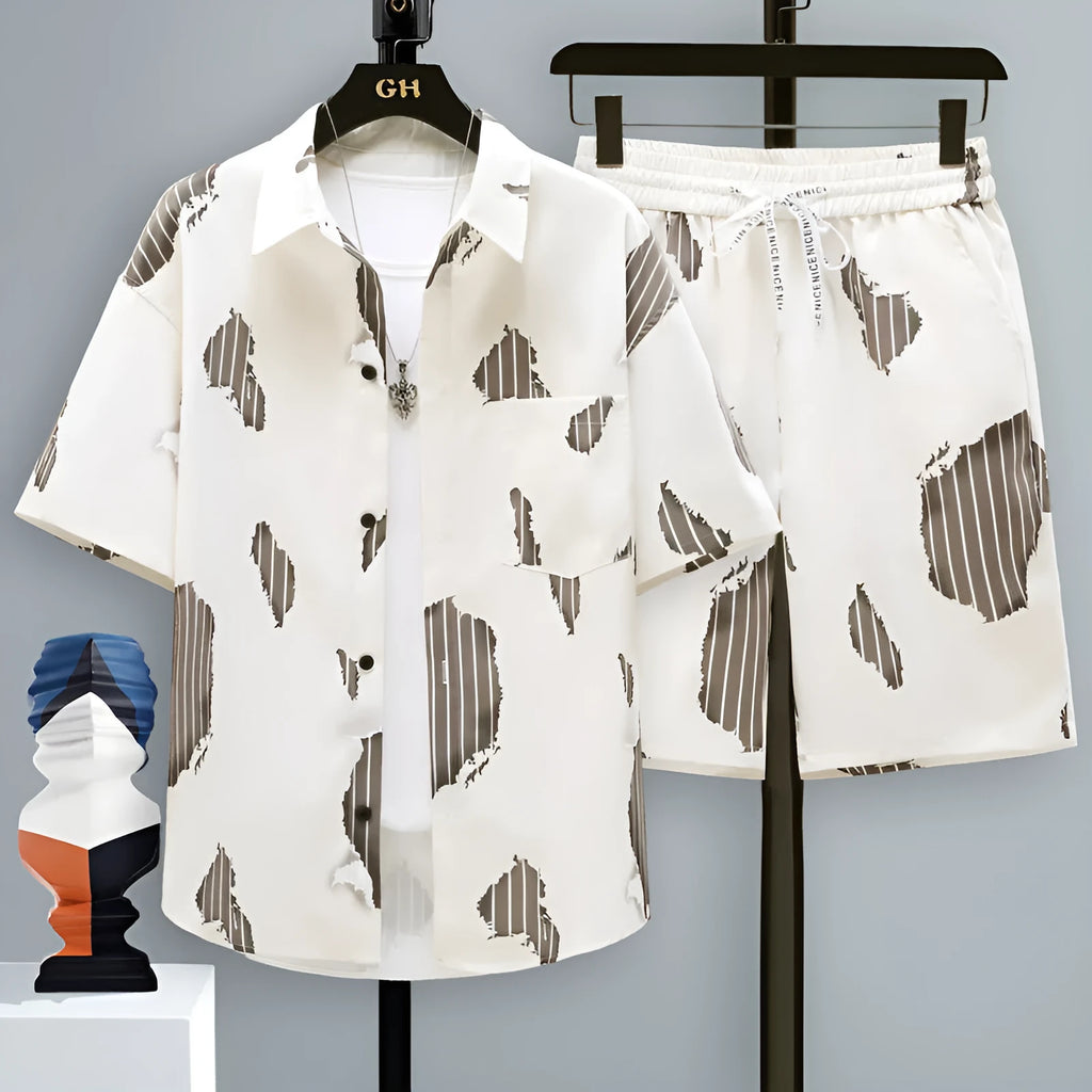 Men's casual polyester sports set with short sleeve top and matching shorts on a manikin.
