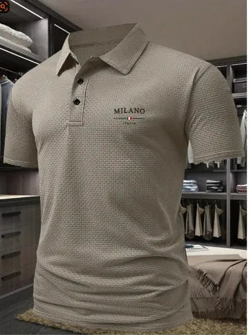 Men's loose fit lapel collar polo shirt in solid colour made from breathable pinhole fabric.
