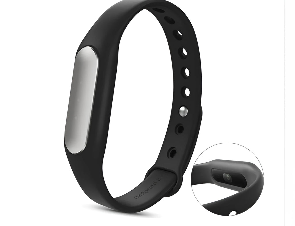 Xiaomi Mi Band 1S black fitness wristband with heart rate sensor and IP67 waterproof rating on wrist