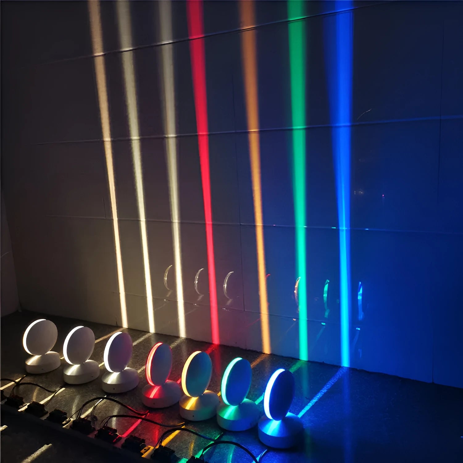 Modern aluminium LED spotlight bar wall lamp available in multiple colours.