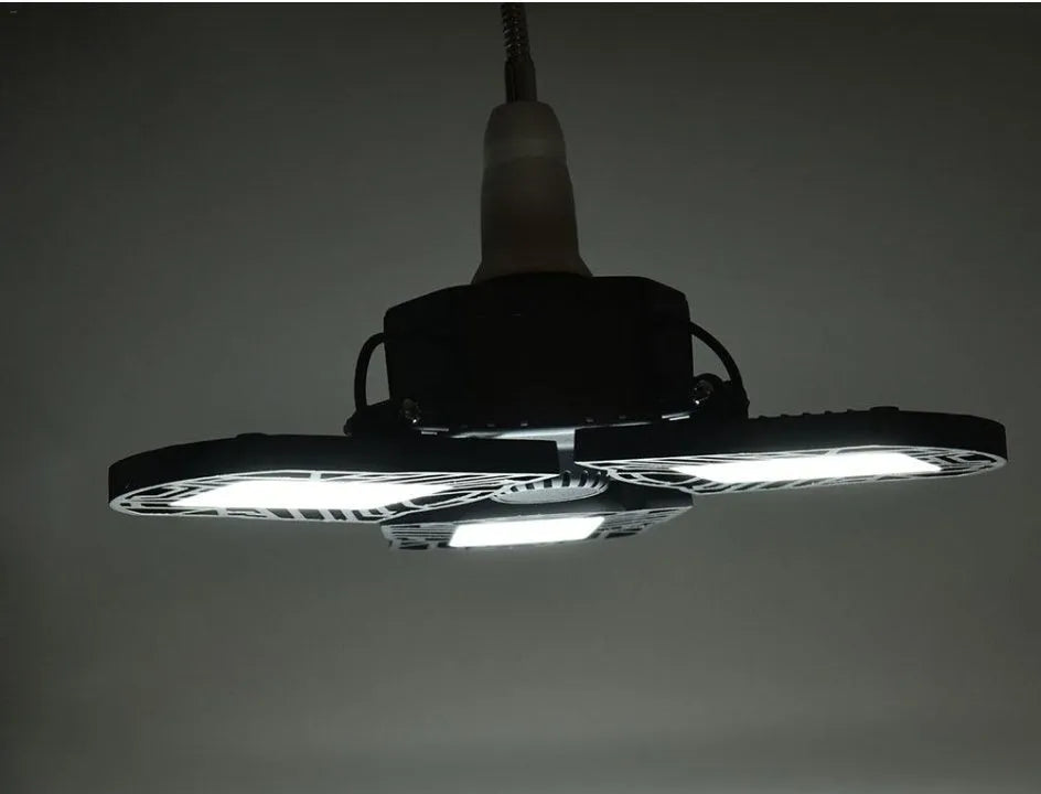 60W 6000 lumen deformable garage light with three adjustable heads, aluminium housing, E27 connector