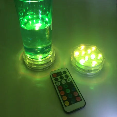 Round waterproof LED candle lamp for battery-powered submersible decorative lighting