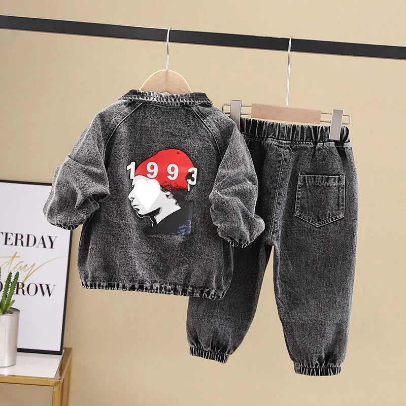 Boys wearing black cotton denim two-piece suit set with long sleeves in Korean style