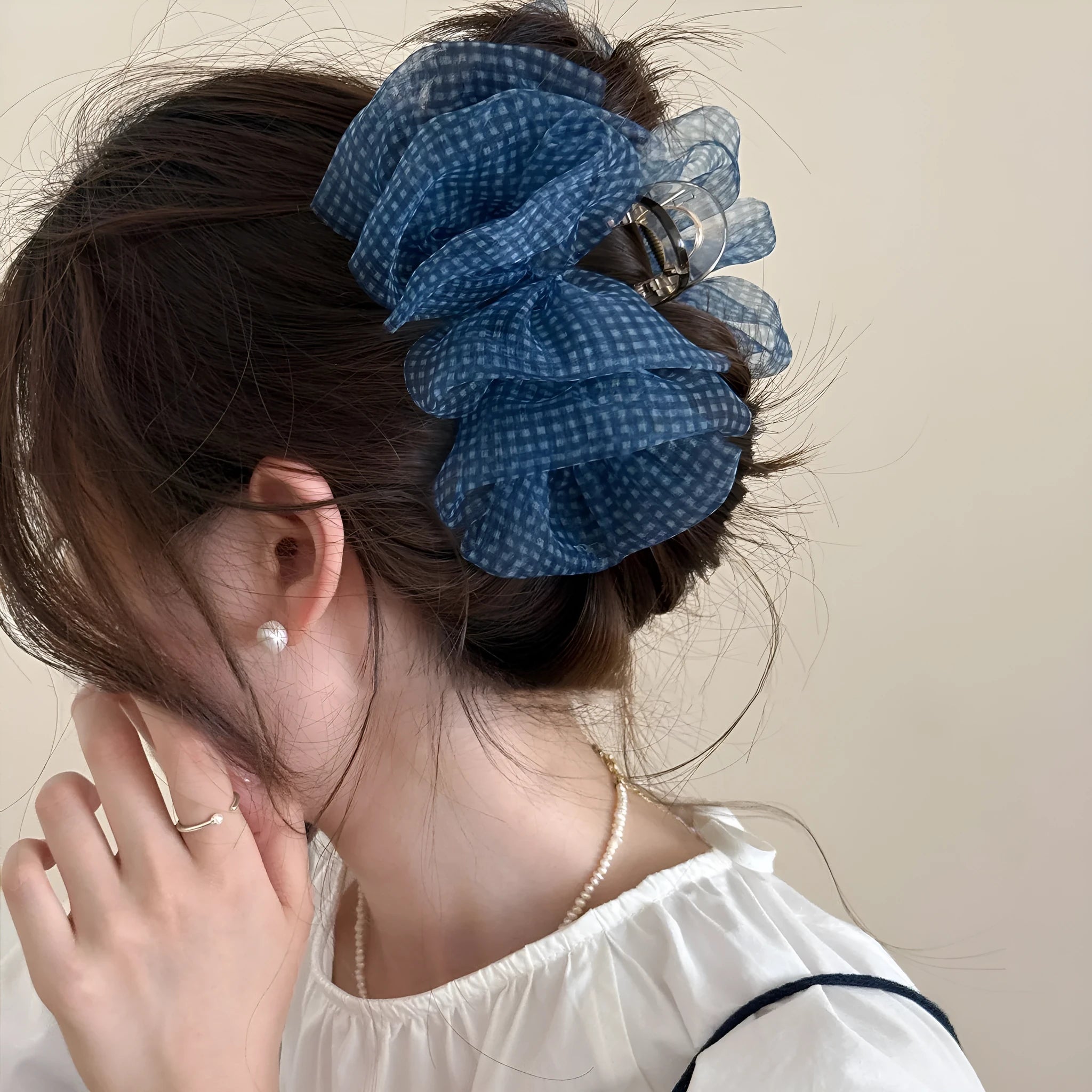 Handmade Tibetan blue grid seersucker back head shark clip hairpin for women irregular mixed material design
