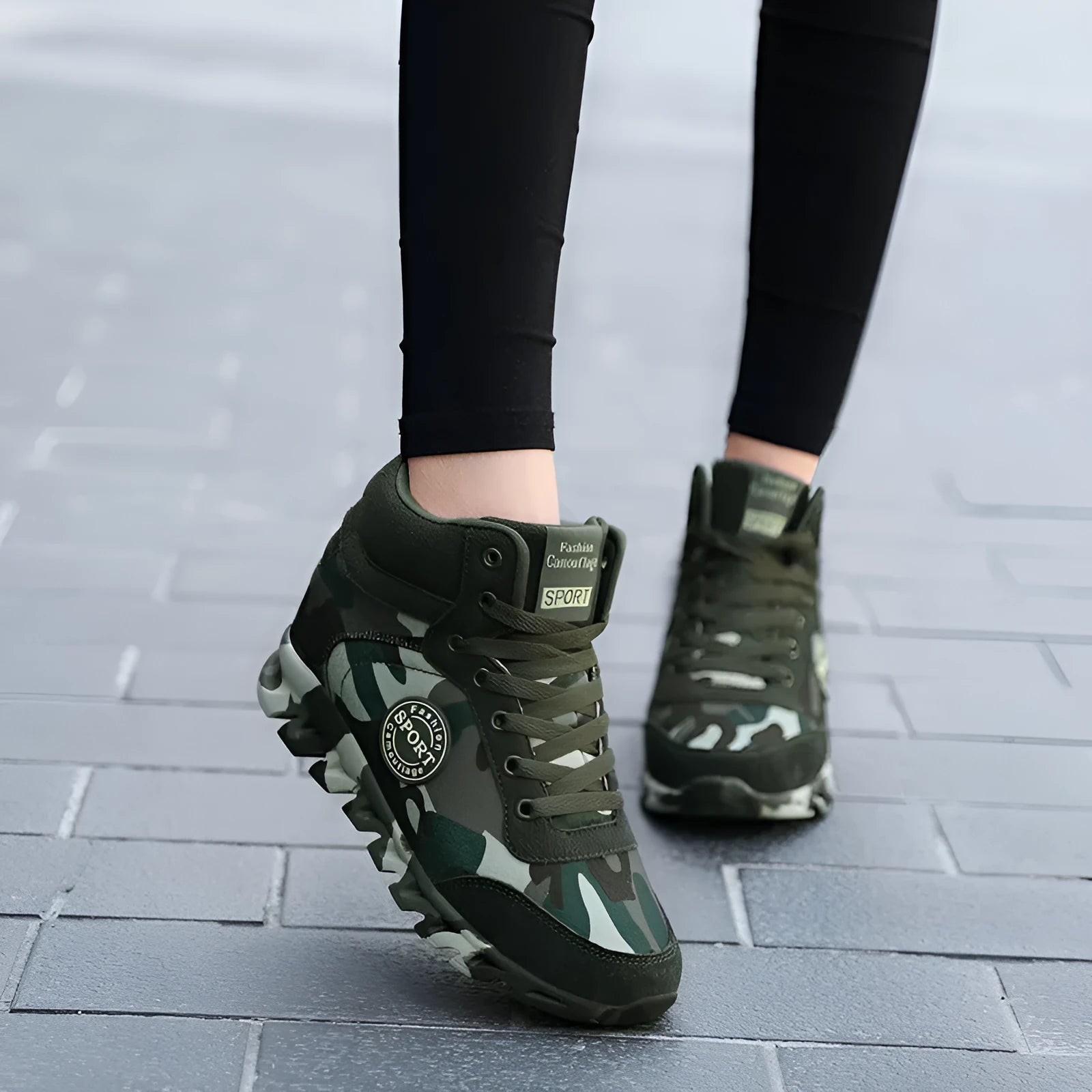 Green camouflage canvas platform sneakers with rubber sole for women
