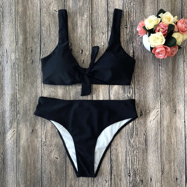 Polyester bikini set with bra and panties in five colour options