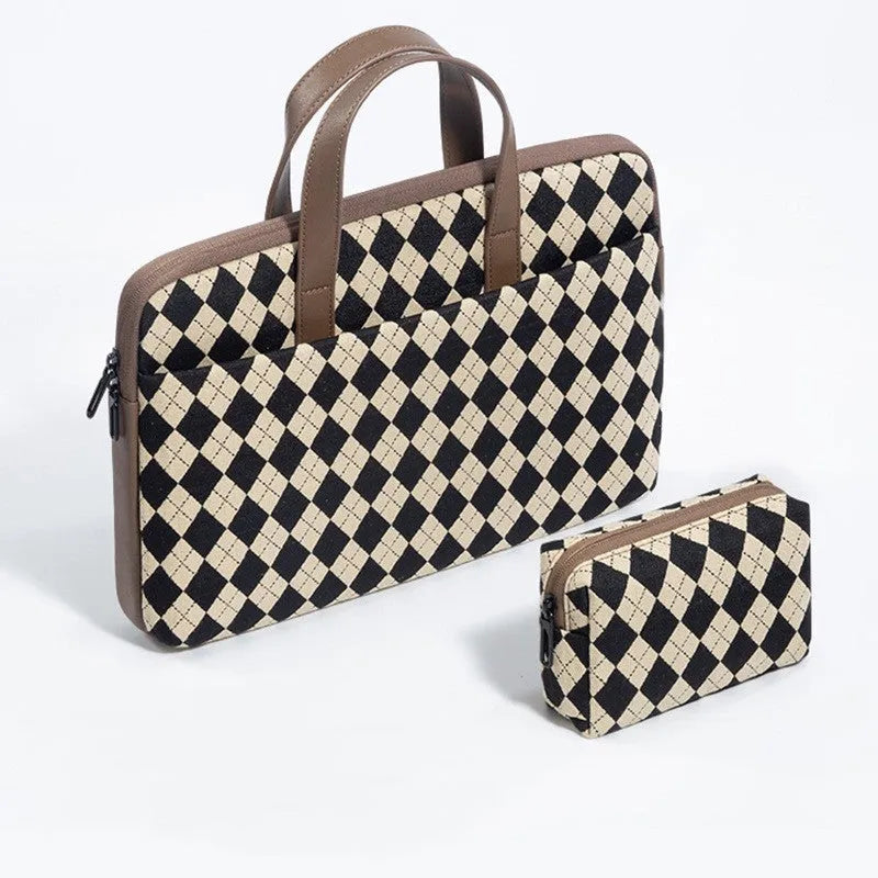 Diamond Lattice protective laptop sleeve with zip closure and leather handle for 13 inch notebook