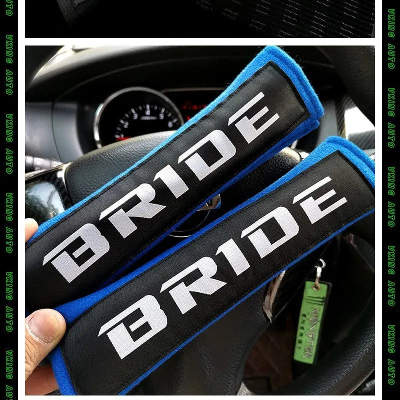 Car safety belt shoulder pad set in black, blue, or red colours, made from cotton sponge cloth.