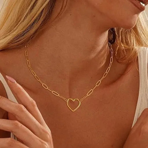 Stainless steel paperclip twist necklace in titanium steel with gold electroplated finish, simple style