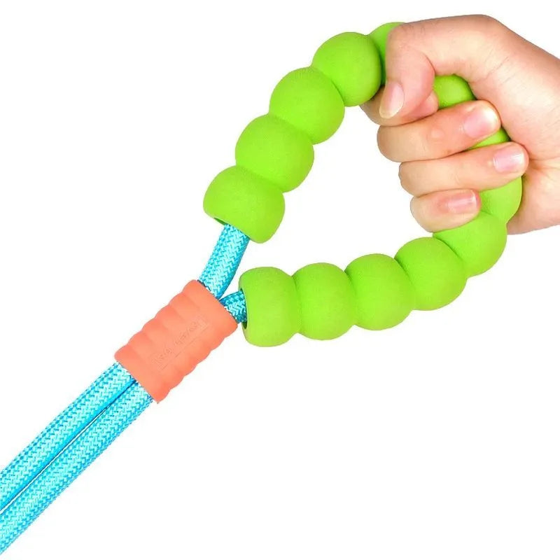 Dog traction rope leash with foam handle in four colour options: black, light purple, sky blue, yellow