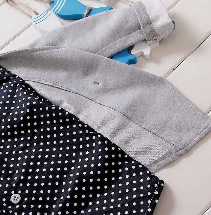Blue kids casual sport suit two-piece set with short sleeves and elastic waist trousers