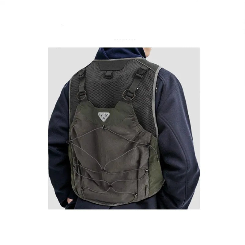 Men's grey green cotton vest with functional pockets in loose street fashion style