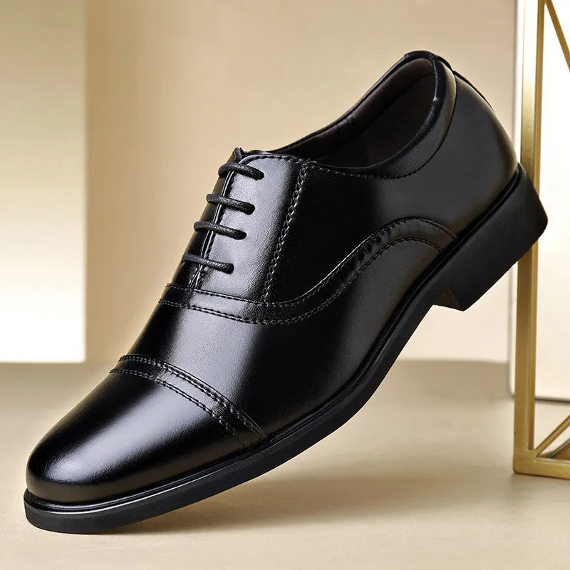 Men's pointed-toe lace formal leather shoes with EVA sole and decorative sequins and belt buckles
