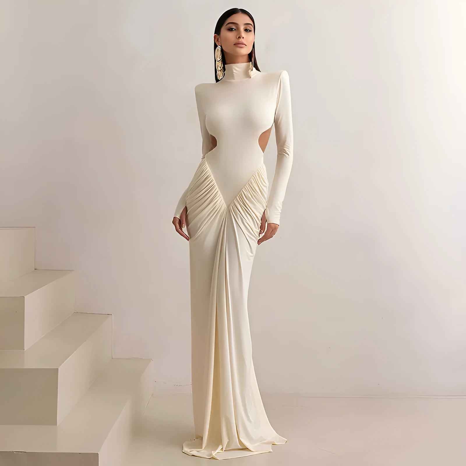 Women's backless high collar long sleeve slim fit pleated dress in solid colours
