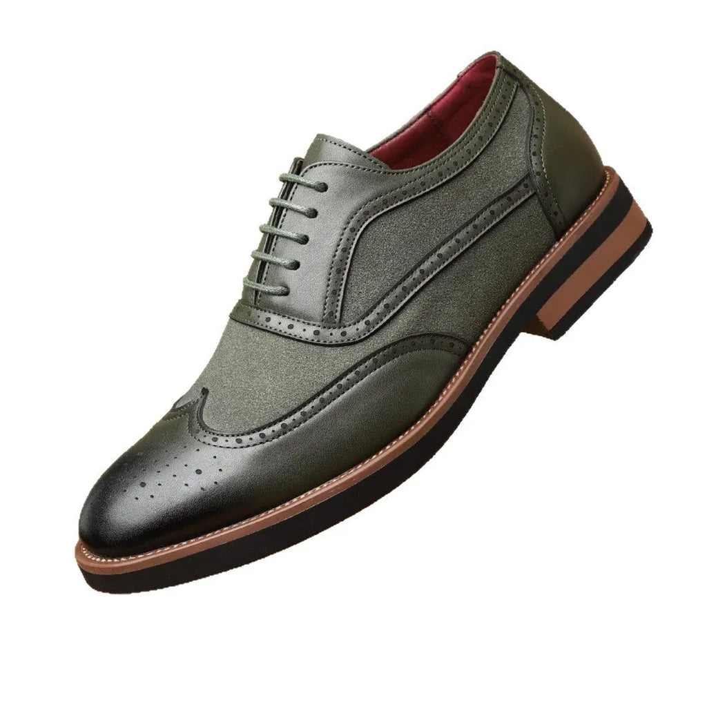 Men's black breathable business casual shoe with low top and rubber sole