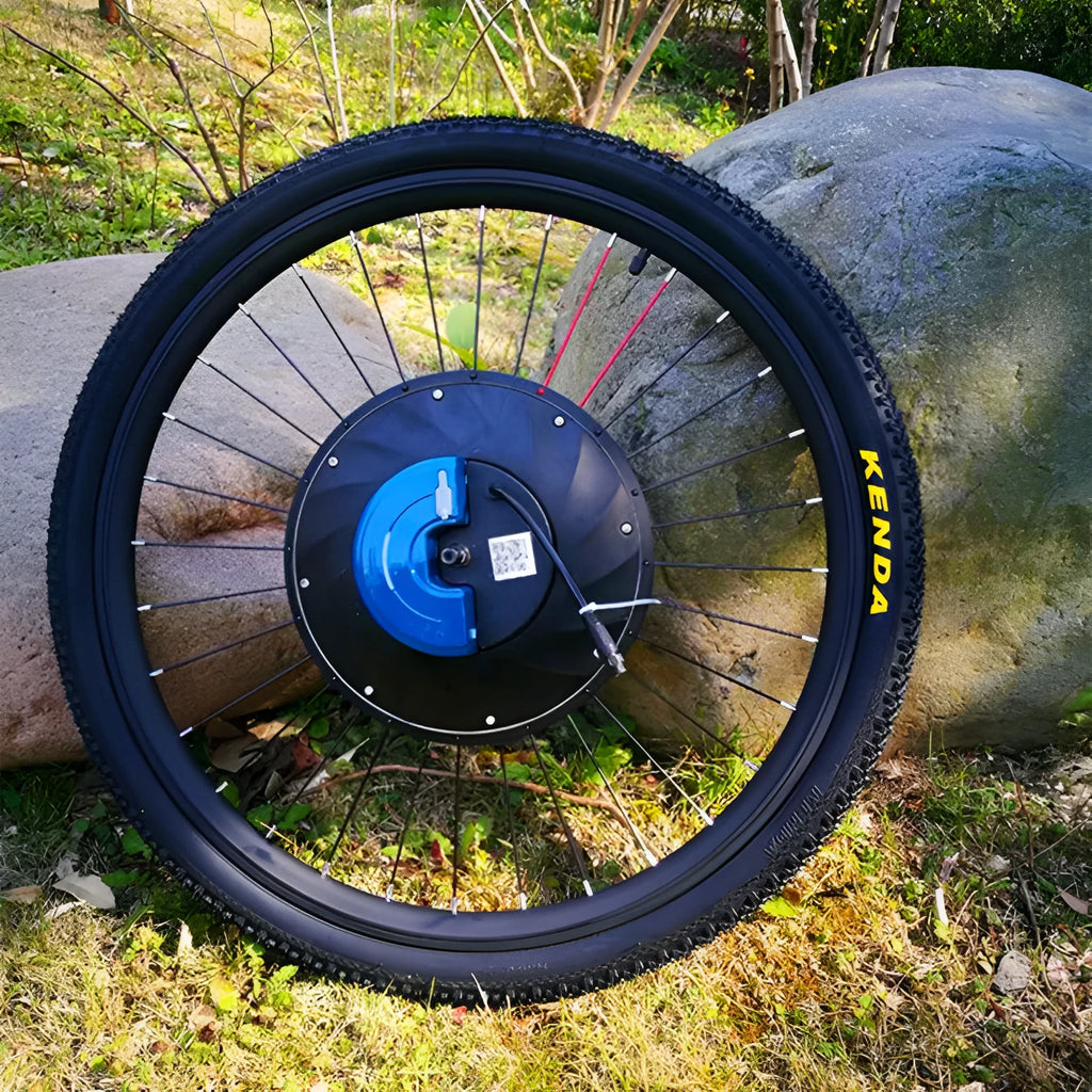 Yunzhilun alloy hub motor and charger for 26-inch electric bicycle conversion kit.