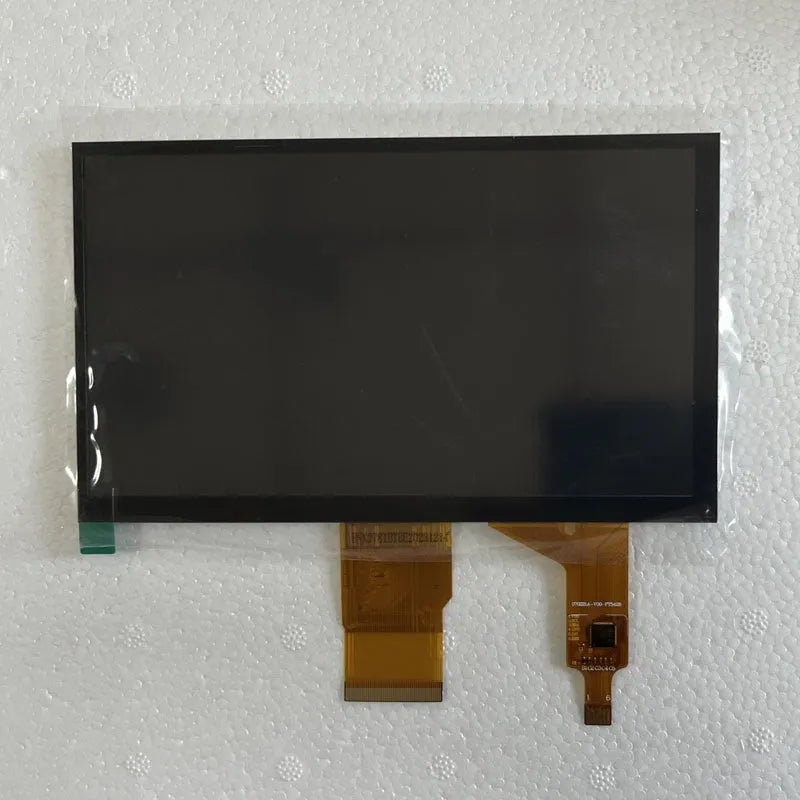 7-inch IPS LCD touch screen display module with 1024x600 resolution