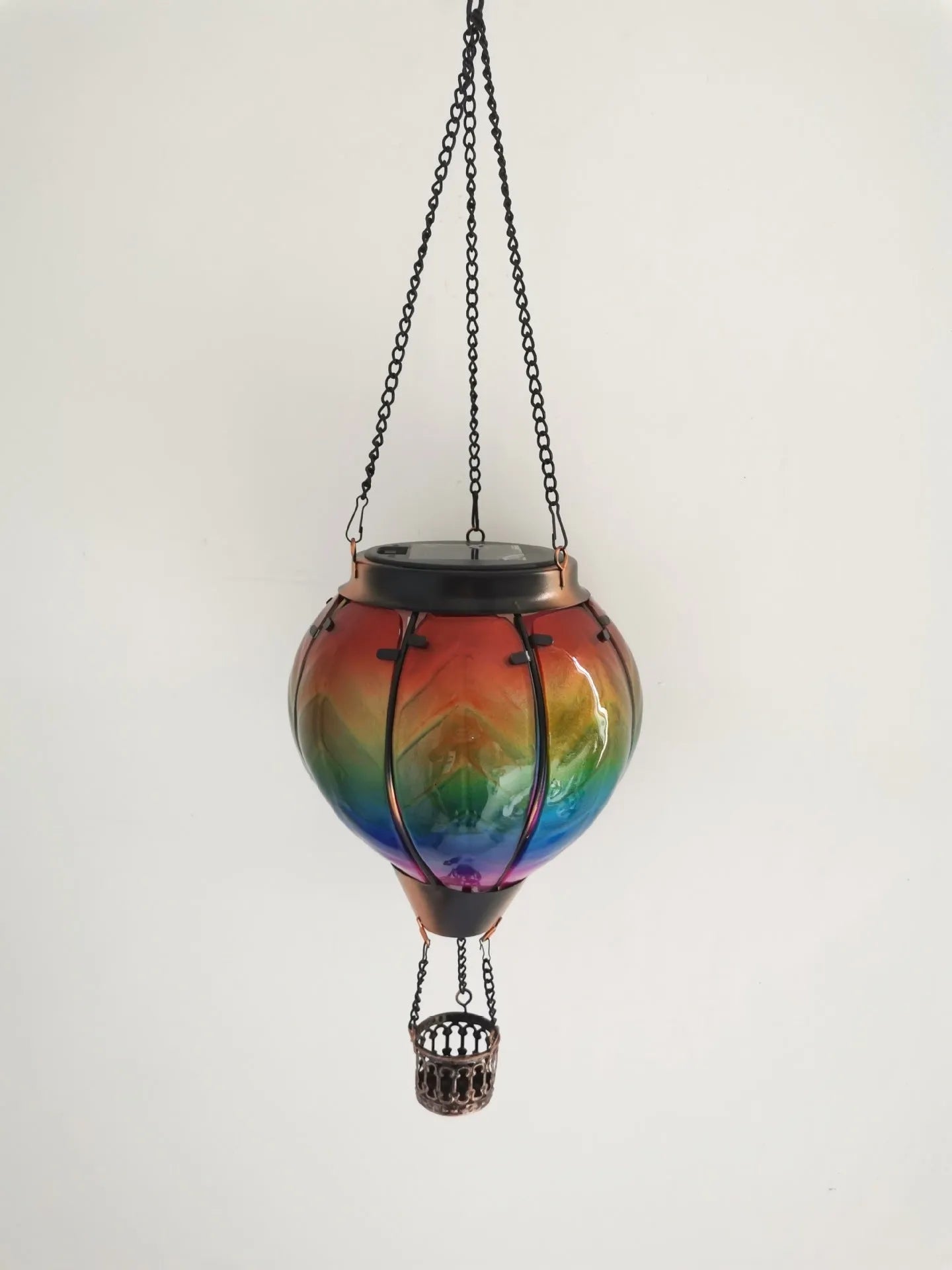 Solar hot air balloon water drop lantern with multi-coloured glass and 15 white LED lights, 12.5x12.5x27cm