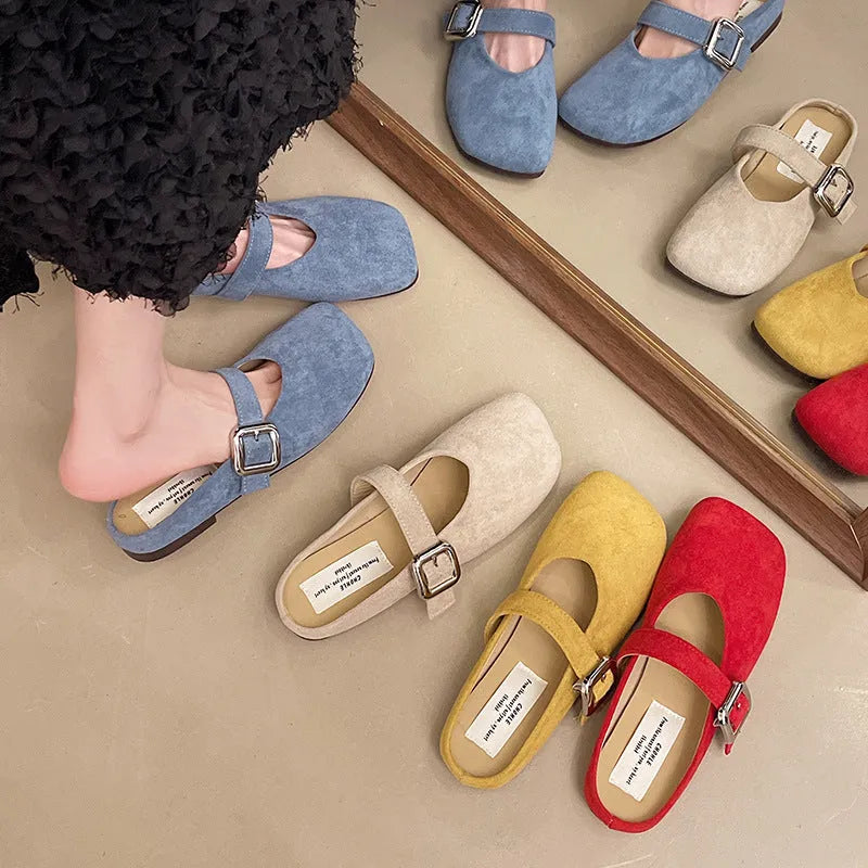 Women's flat closed toe square head slippers in four colour options with rubber sole