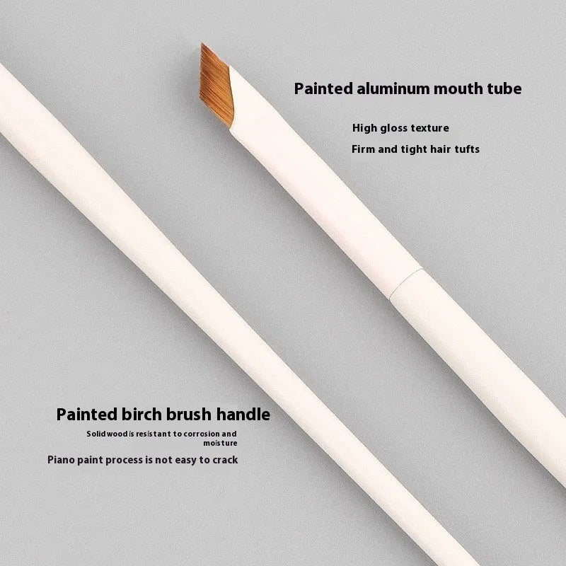 Bevel fine crouching silkworm ultra-thin 0.6mm eyebrow eyeliner brush in cloud porcelain
