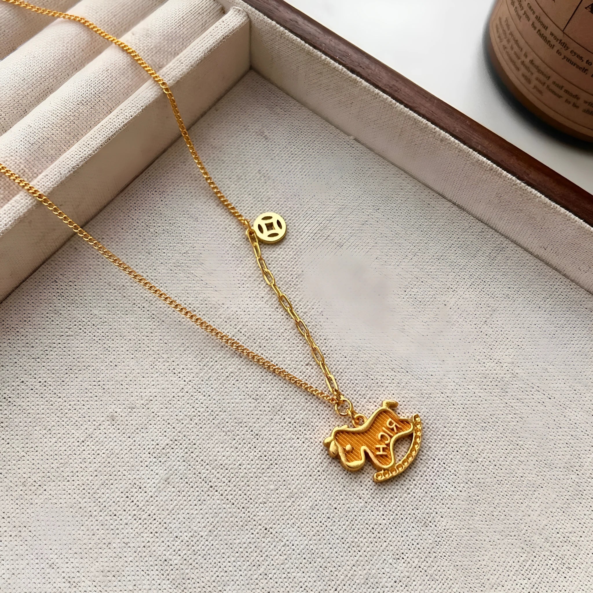 Copper horse pendant necklace for women with electroplated finish and regular chain