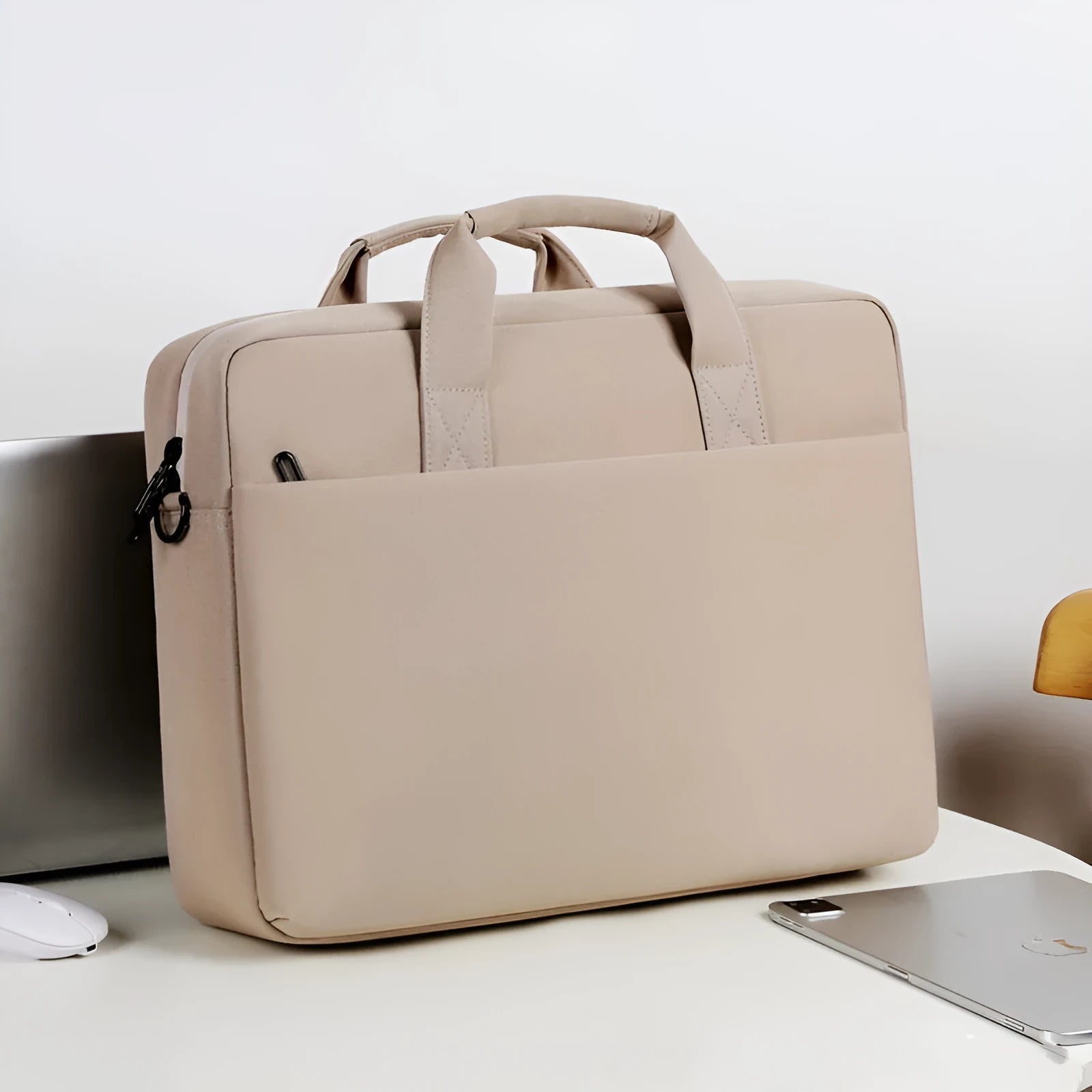 Polyester full airbag shockproof computer bag in khaki Oxford cloth with sewing thread detailing